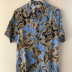 Men’s casual button down